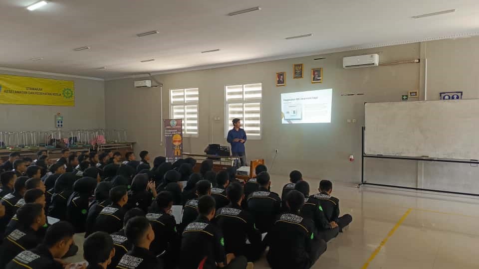 Kegiatan Guru Tamu di SMKN 1 Katapang